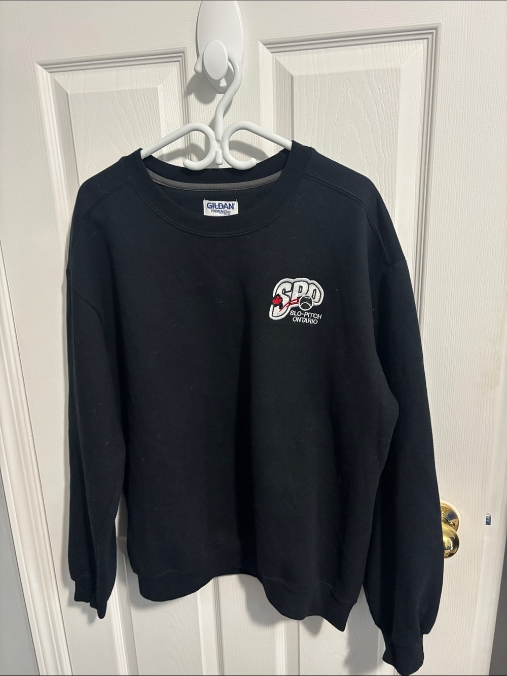 Gildan Black Crewneck Sweatshirt with Slo-Pitch Ontario Chest Logo